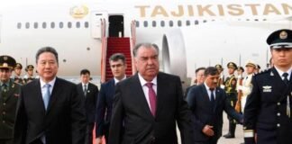 Presidente de Tayikistán estrena avión presidencial que le compró a México