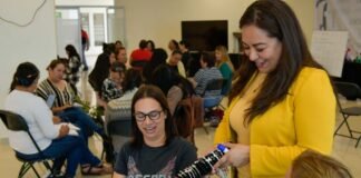 Mujeres en Tulancingo se capacitan sobre ‘Profesionalización Industrial y Comercial’