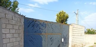 Tras cateo, localizan auto blindado y manual para hacer drogas en Tula