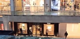 Asalto en Plaza Antara con marros; detienen a presunto implicado