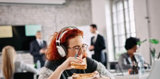 Malos hábitos alimenticios en el trabajo pueden incrementar el riesgo de obesidad