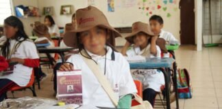 Preservarán niños indígenas de Acaxochitlán su cultura, lengua y tradiciones