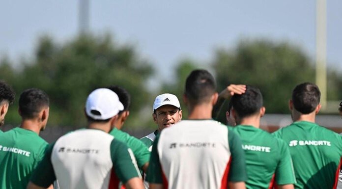 Más que comprometido, Jaime Lozano sacará a flote al Tri