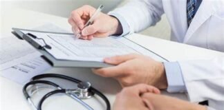 El 49 % de la población mexicana acude a la medicina privada para atender su salud ¿El motivo?