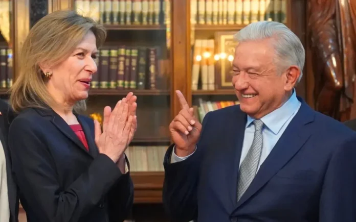 AMLO recibe a Elizabeth Sherwood-Randall, asesora de Biden en seguridad