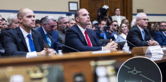 Exmilitares revelan que el Gobierno de EU oculta información sobre OVNIS