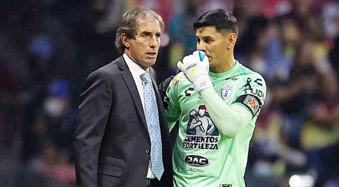 Oscar Ustari sale del Pachuca por diferencias con Almada