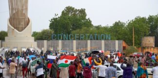 Piden reinstaurar democracia luego de golpe de Estado en Níger