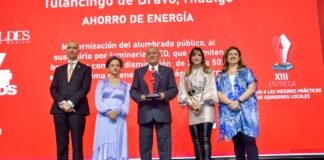 Premian al alcalde de Tulancingo por modernización del alumbrado