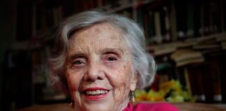 Elena Poniatowska obtiene el Premio Internacional Carlos Fuentes a la Creación Literaria
