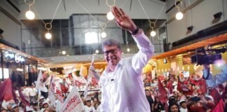 Llama Ricardo Monreal a poner fin a la exclusión social