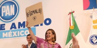Xóchitl Gálvez junto 555 mil firmas