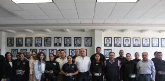 Entrega Jorge Márquez equipamiento tecnológico de seguridad