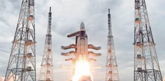 India aterriza con éxito en el polo sur de la luna, un territorio nunca explorado