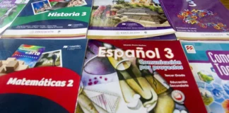 Pese a orden de jueza federal, AMLO dice que no hay impedimento para distribuir nuevos libros de texto