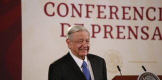 Sexto Informe de Gobierno podría ser en un pueblo o el Zócalo de la CDMX