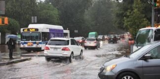 Emergencia en Nueva York; inundaciones afectan metros, rutas y vuelos