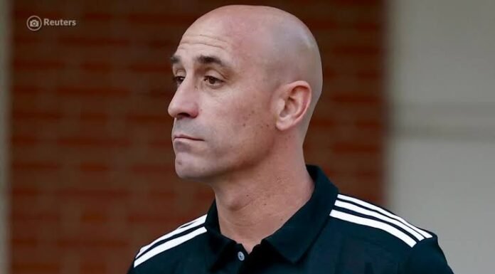 Fiscalía acusa a Rubiales por agresión sexual y coacciones contra Hermoso