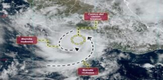 Tormenta ‘Max’ toca tierra en Guerrero; alertan por lluvias en 7 estados