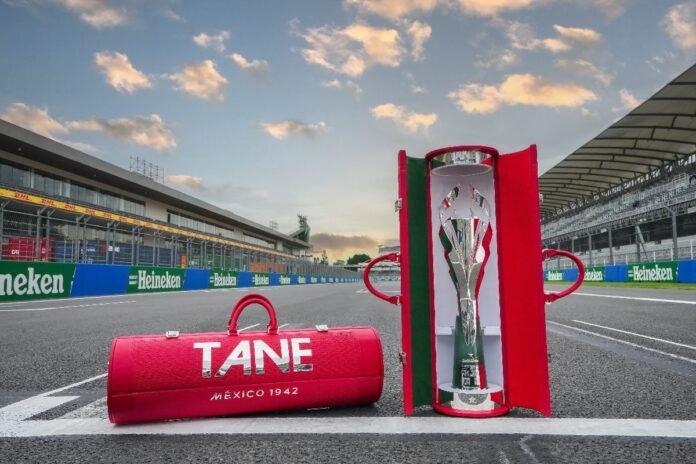 El brillo de Tane en el México GP 2023; el trofeo que se ha convertido en símbolo de la F1ESTA El brillo de Tane en el México GP 2023; el trofeo que se ha convertido en símbolo de la F1ESTA