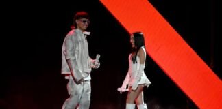 Peso Pluma, Bad Bunny y Karol G arrasan en los Premios Billboard Latin Music
