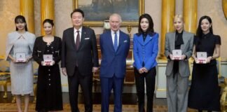 Rey Carlos III otorga reconocimientos a Blackpink por su activismo en pro del medioambiente