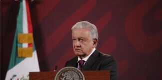 AMLO critica la negativa de ministros a la elección de magistrados por voto popular