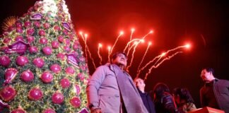 Llega la Navidad a Hidalgo con el encendido del árbol en la Plaza Juárez de Pachuca