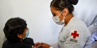 Inicia vacunación anti-covid en Cruz Roja de CDMX y Edomex
