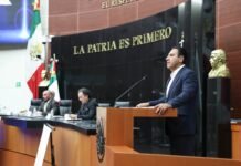 Entrega en el Senado reconocimientos a periodistas de radio y televisión