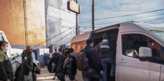 Intercepta migración a 21 vietnamitas que intentaron cruzar a EU por Tijuana