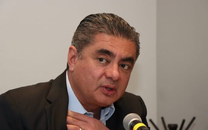 Diputado Luis Chazaro-2