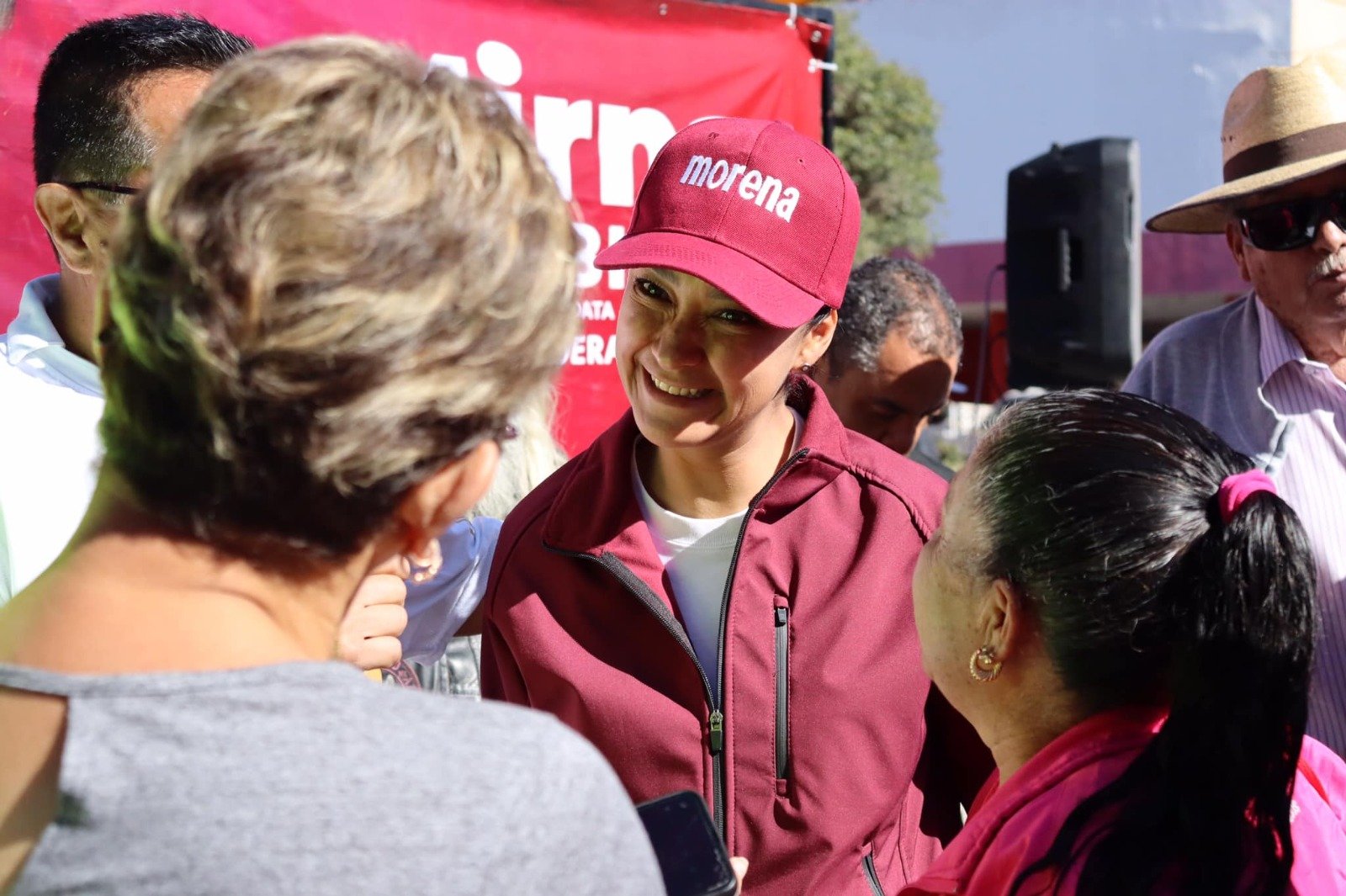 mirna rubio hace recorrido por Tepeapulco Hidalgo