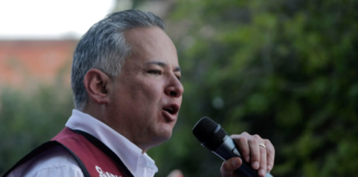 Devuelven candidatura al Senado a Santiago Nieto