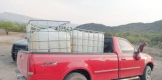 Aseguran cinco vehículos y más de 7 mil litros de combustible en Ajacuba