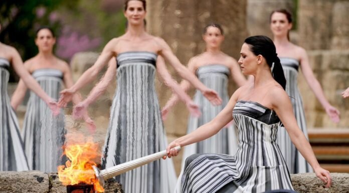 Encendido del fuego olímpico rumbo a París 2024