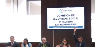 Comisión de Seguridad Social avala reforma de pensiones; va al pleno