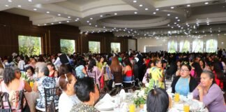 DIF Estatal festeja a las madres en su día