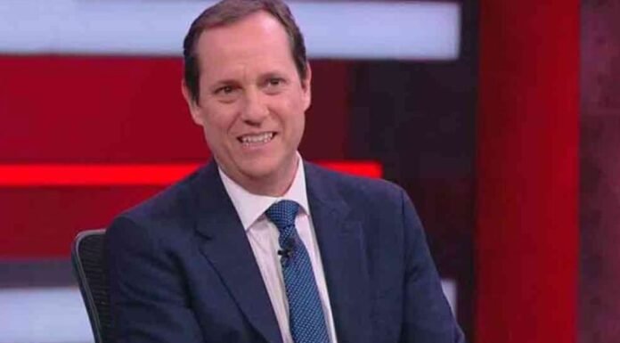 Fallece el gran Paco Villa, comentarista deportivo de TUDN