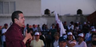 Paco Sinuhé se compromete a la distribución de agua y mejora de drenajes en Zempoala