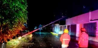 Fuertes lluvias y ráfagas de viento afectan en Tula de Allende