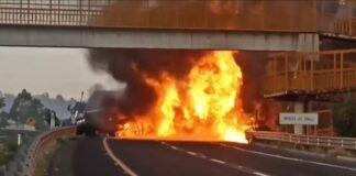 Accidente provoca incendio en Arco Norte, llamas consumen dos tractocamiones