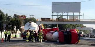 Vuelca pipa de gas sobre la México-Pachuca