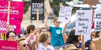 Trump excluye prohibición del aborto en su Programa Electoral