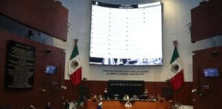 Desaparición de órganos autónomos se discute el viernes