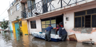 Por inundaciones, 22 escuelas se quedan sin regreso a clases en Chalco