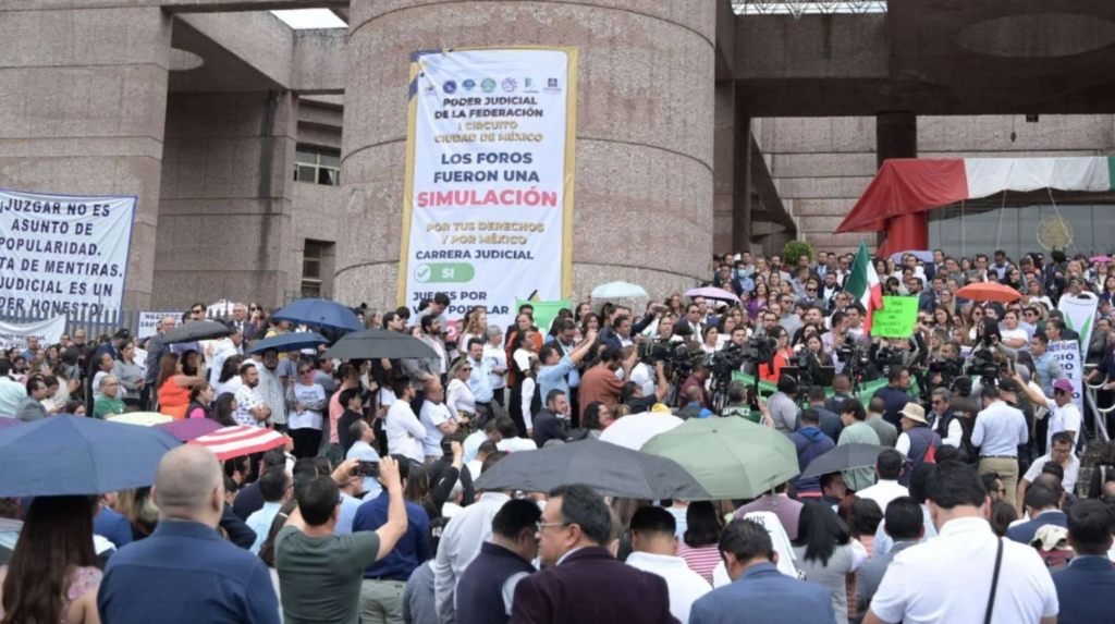 Trabajadores del Poder Judicial inician paro de labores contra reforma ...