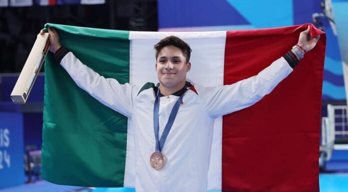 Doble medalla: Osmar Olvera se lleva el bronce en trampolín de 3m