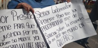 Mujer pide justicia para su hijo muerto en galeras