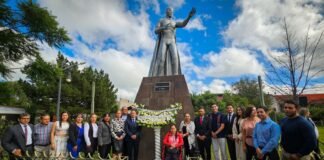 Rinden homenaje al Santo el enmascarado de Plata
